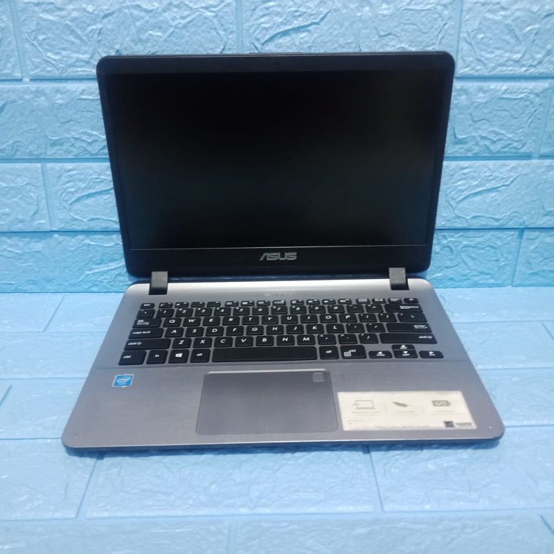 Asus Vivobook A407MA Intel celeron 4000 Ram 4gb hdd 1tb grey