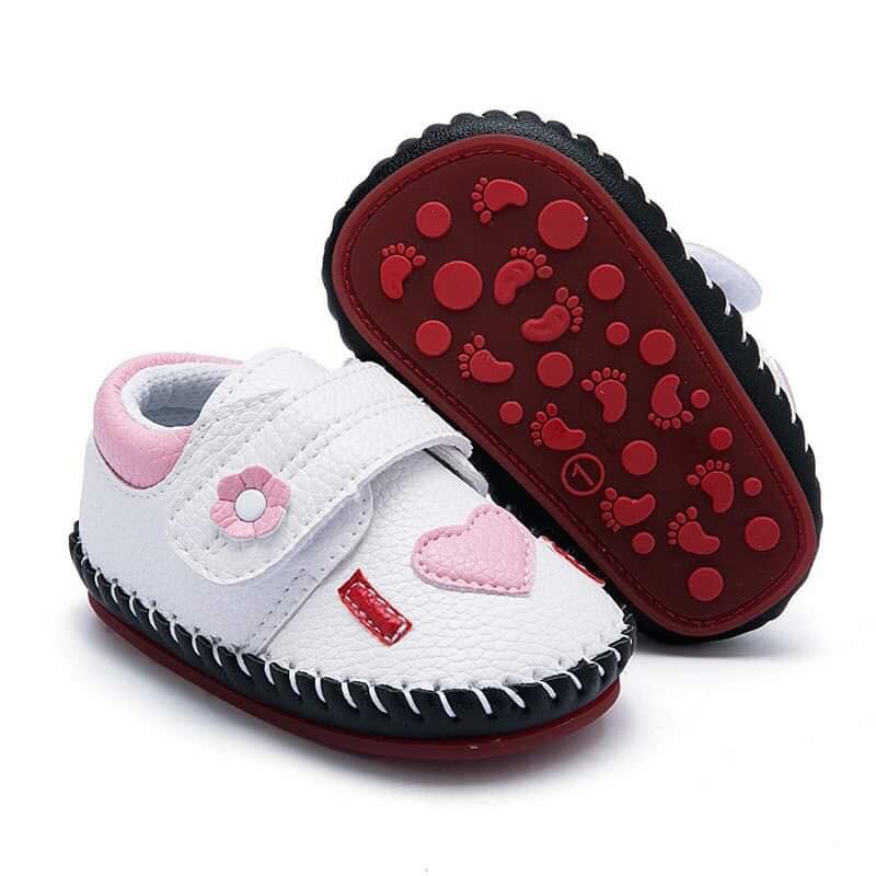 Prewalker / Sepatu bayi Baby I Love Mommy