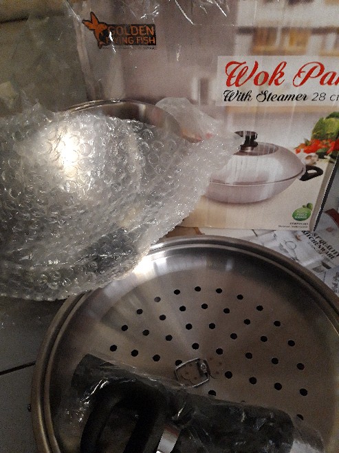 Wok Pan Steamer 28 Cm Golden Flying Fish