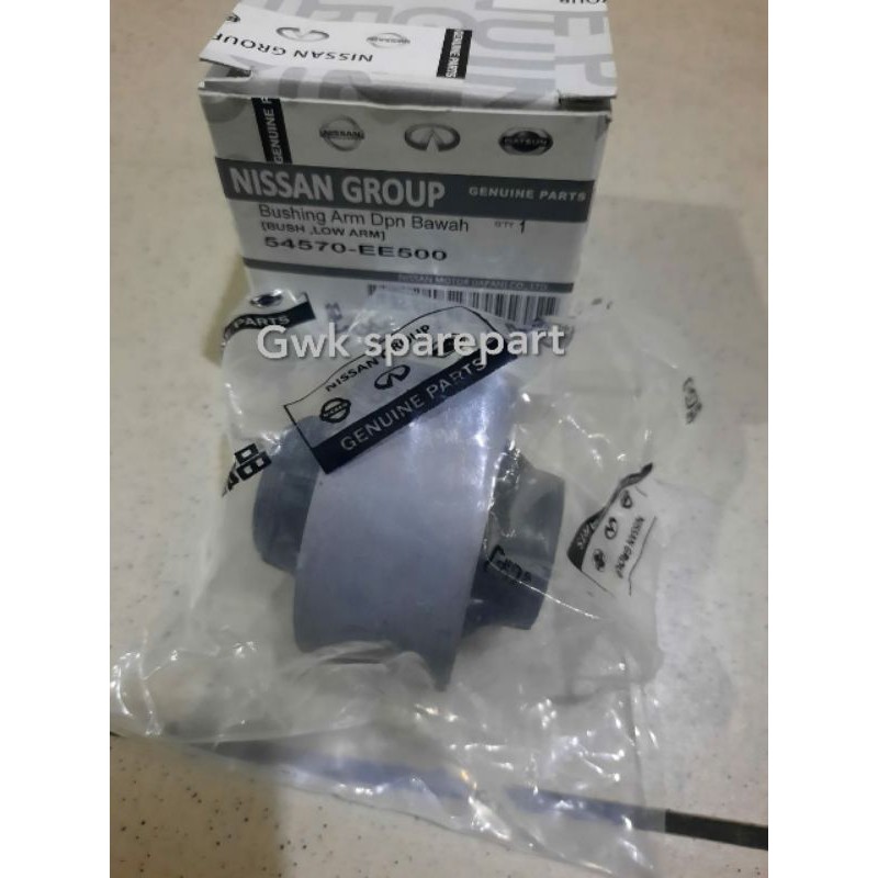 Bushing lower arm besar sayap bawah Nissan Grand Livina Ori