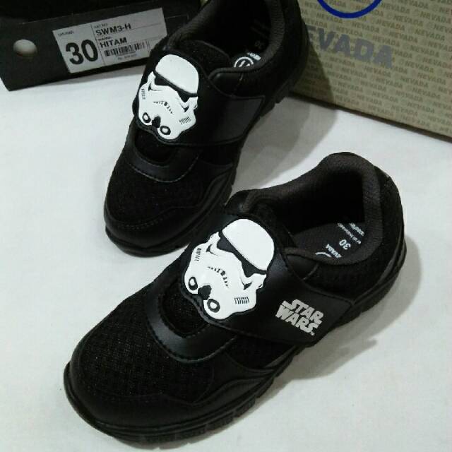 Sepatu anak nevada