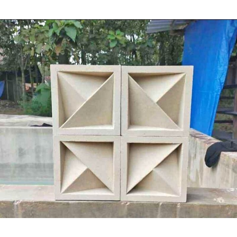 Roster Beton Minimalis Motif Arrow
