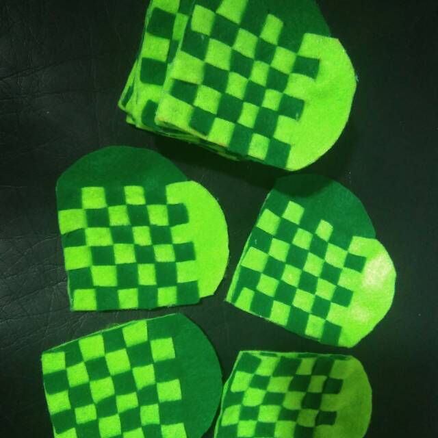 

Angpao ketupat