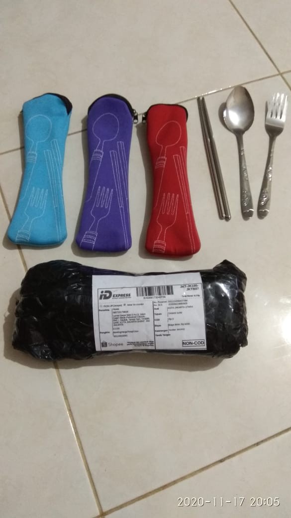 Peralatan Makan Travel Set Pouch -  Sendok Garpu Sumpit Travel