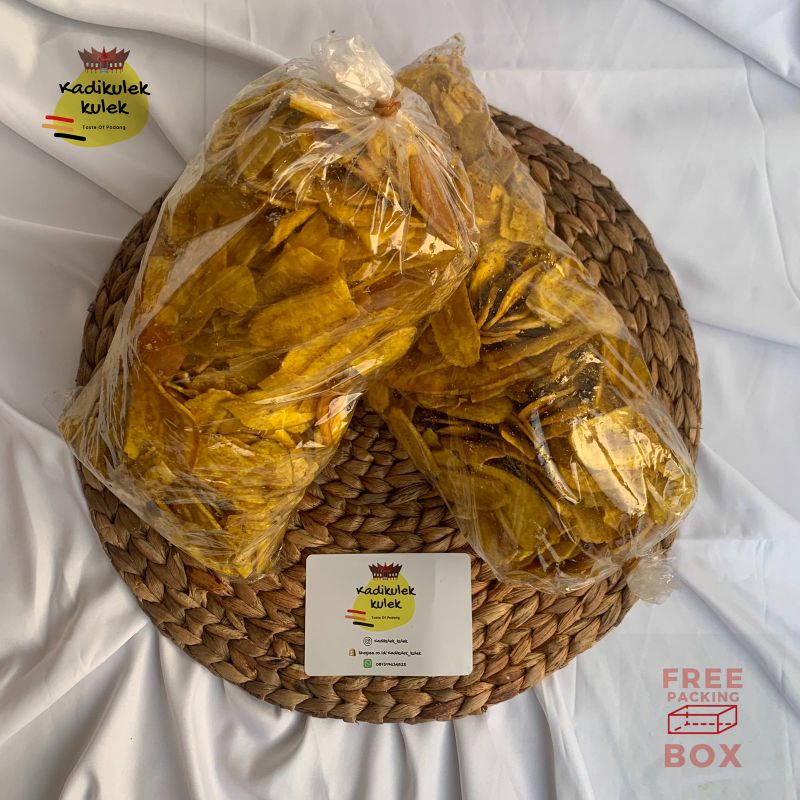 

Keripik Pisang atau Sale Pisang Kepok Asin Cemilan Khas Minang Oleh-Oleh Padang
