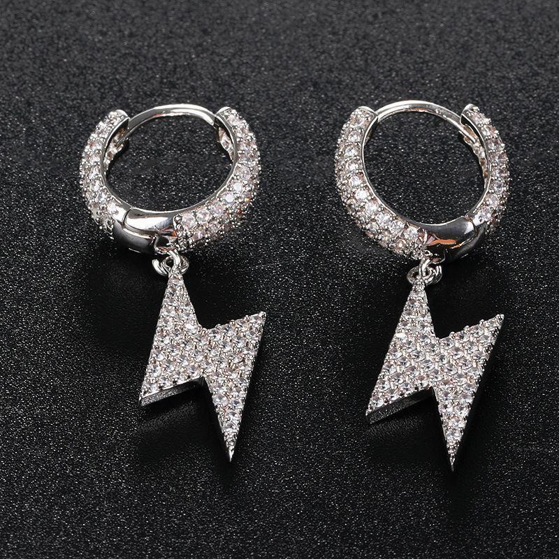 Anting Juntai Bentuk Hati Bahan Cubic Zircon Warna Silver Anti Alergi Untuk Pria Dan Wanita