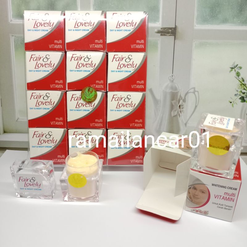 (pcs)Cream Fair and Lovely Super Siang&amp;Malam 2in1