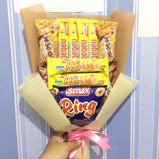 

BUKET WISUDA MURAH- Bouquet Snack / Bucket Snack / Buket Jajanan Termurah