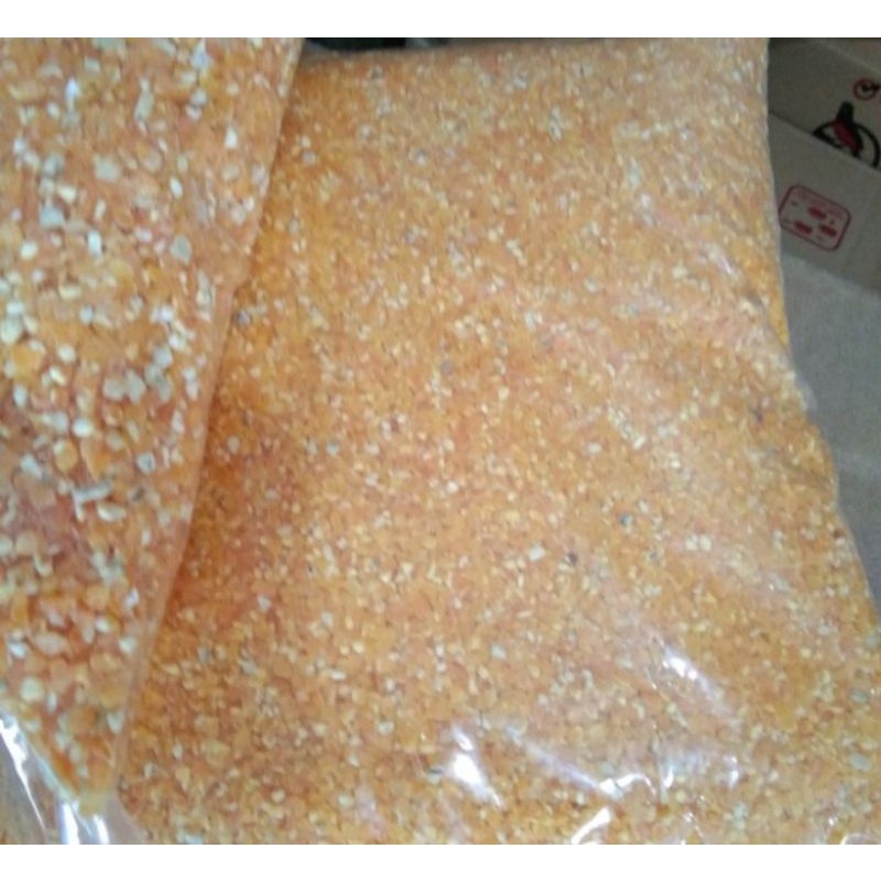 BERAS JAGUNG PAKAN BURUNG / PAKAN AYAM