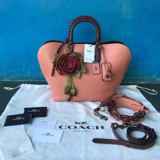 PL COACH EMB HNDL DAKOTAH