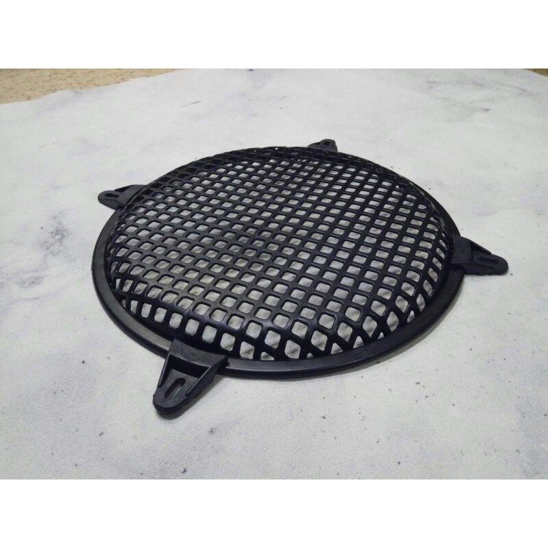 grill/ tutup sub woofer plastik