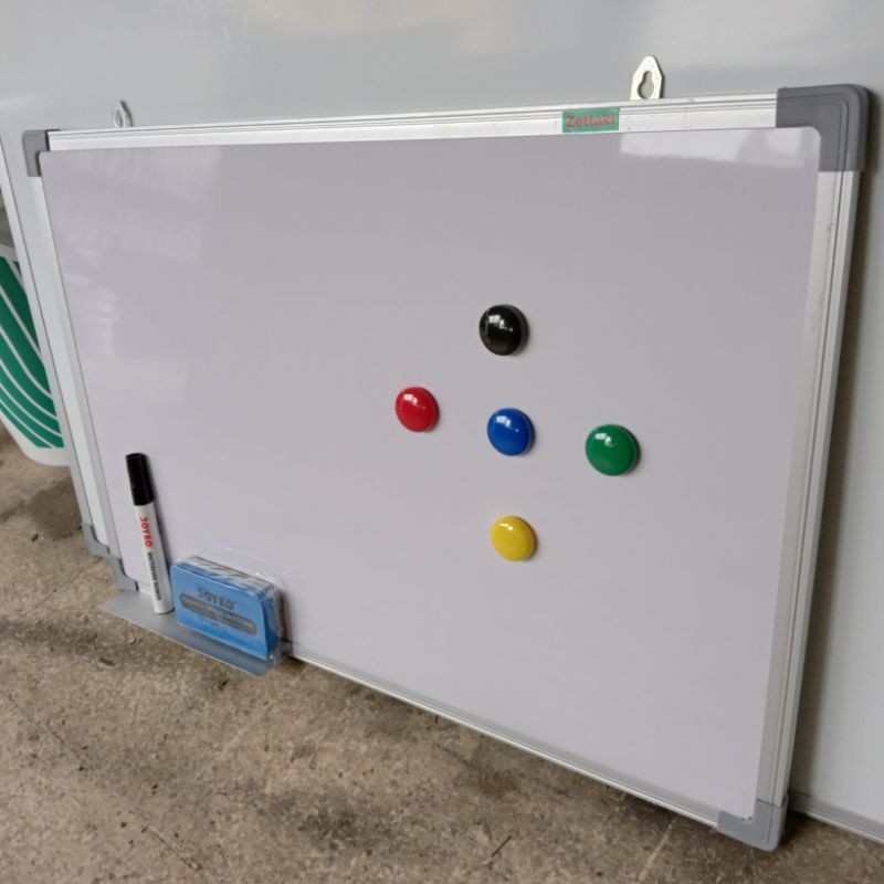 

Promo Papan tulis magnet whiteboard gantung single face ZETTAKI 60x120cm