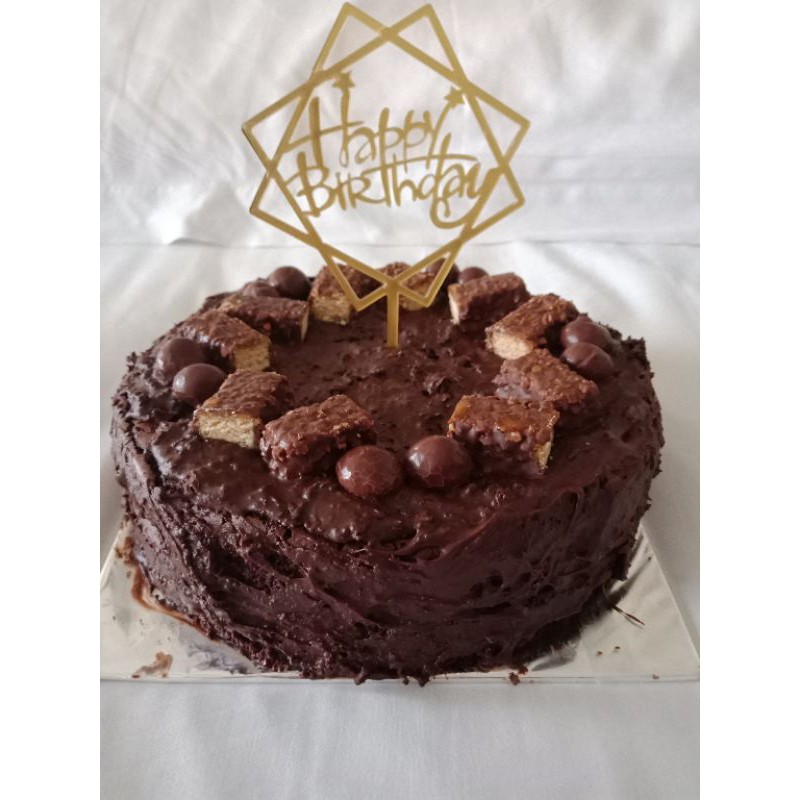 

Birthday Cake / Kue Ulang Tahun Fudgy Brownies (diameter 20 cm) Ababakuki