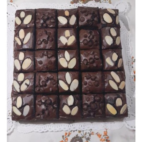 

Brownies Fudgy / Fudge Sliced (20x20 cm) Brownies Sekat Panggang Coklat