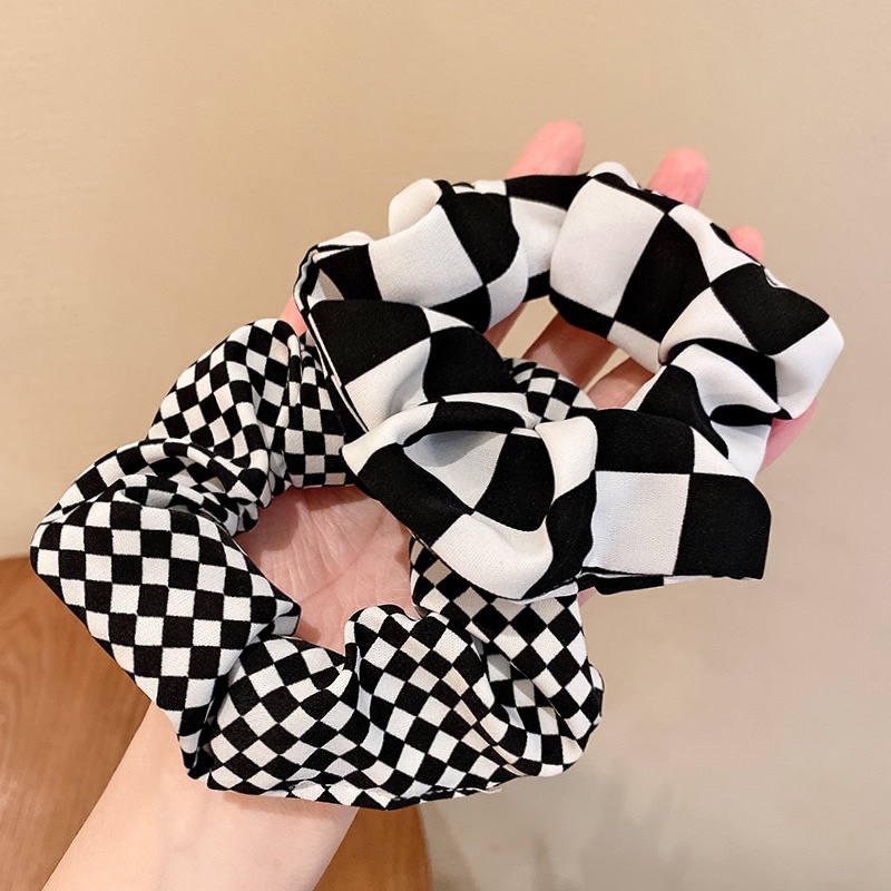 Delunashop_Acc Scrunchie - Kunciran / Ikat Rambut Cepol Hijab / Jilbab motif catur