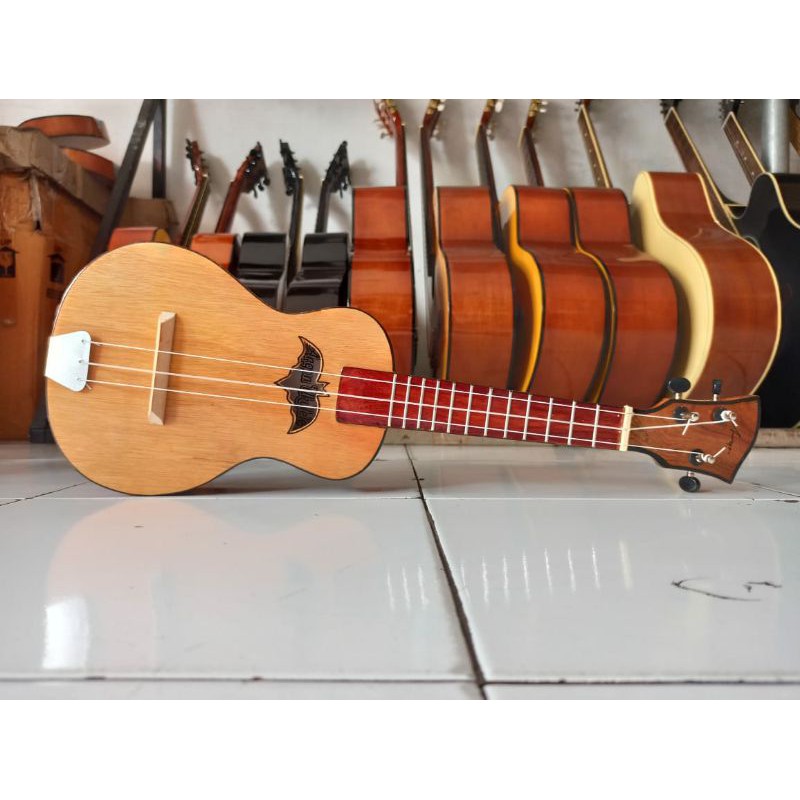 ukulele kentrung pare senar 3 dan senar 4
