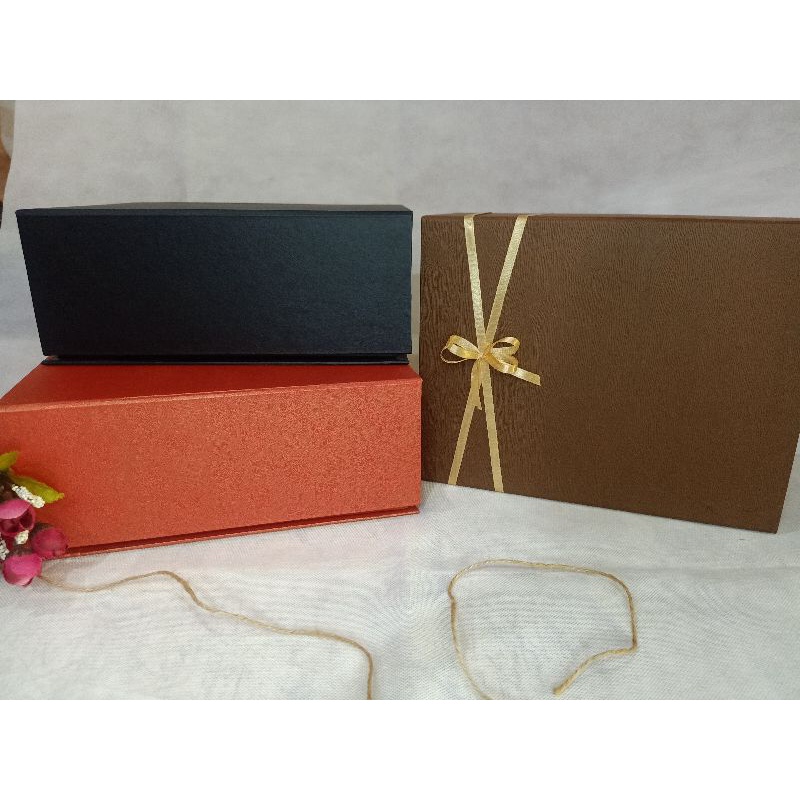 

!! READY !! KOTAK KADO HARDBOX MAGNET 25x20x10 CM