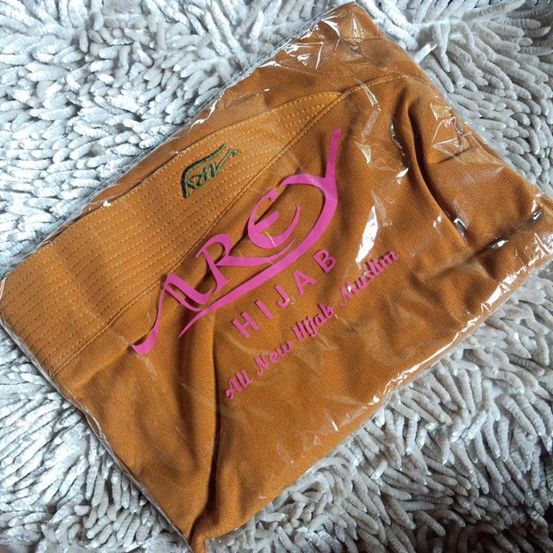 059 ALENA ORI AREY HIJAB || JILBAB INSTAN-Kunyit