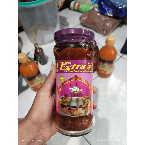 

Tom yum A taste of peace brand