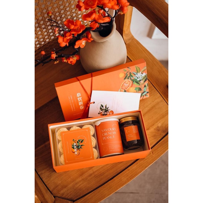 

Orange - Thegifthings Hampers Imlek / Parcel Sincia / Cookies / Tea .