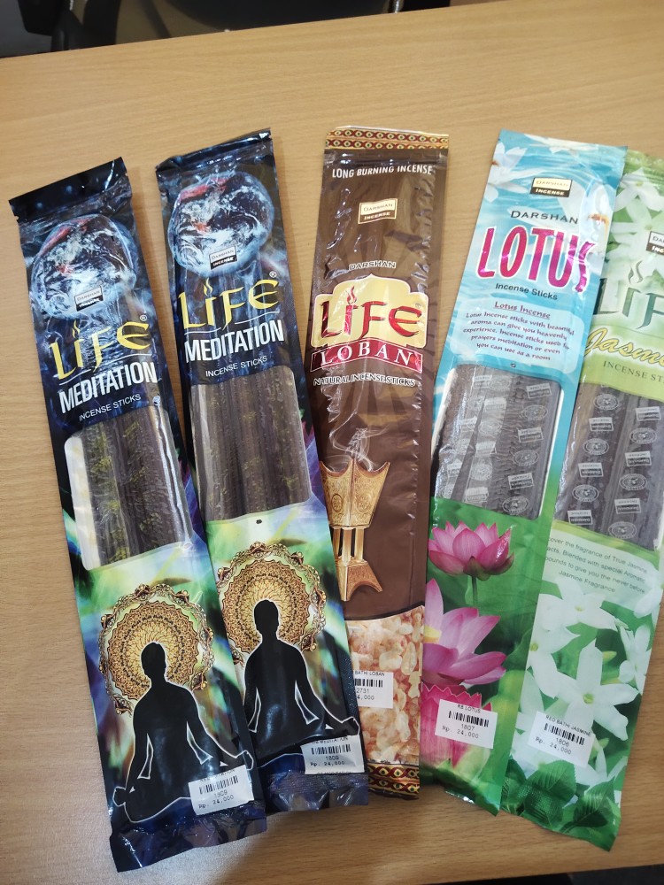 Hio Red Bathi - Meditation By Darshan Incense