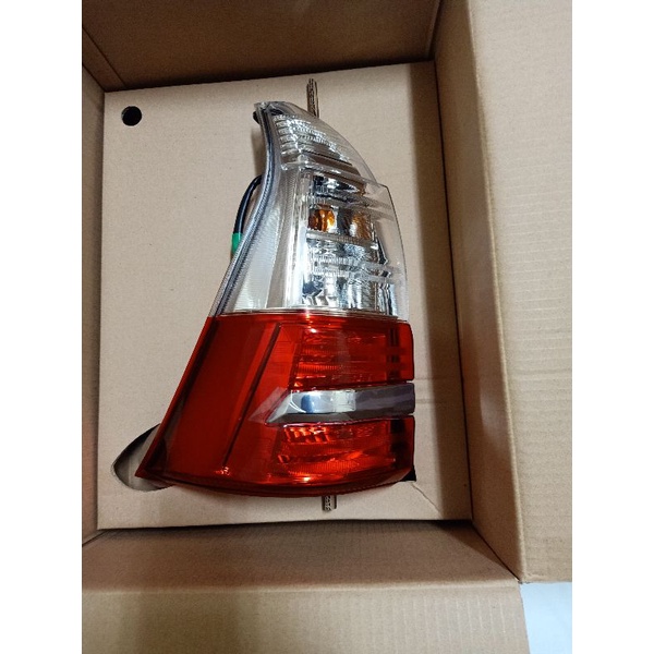 Lampu stop Stoplamp belakang avanza/xenia 2019-2021 original