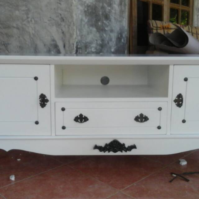 MEJA TV DARI KAYU MAHONI