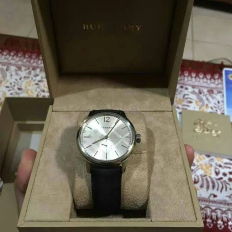 Jam tangan pria Burberry BU10008 50m/165feet