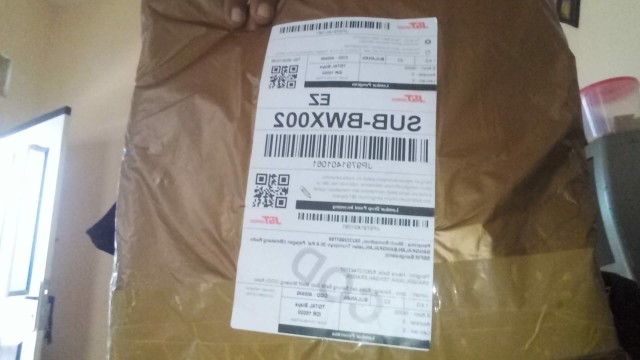 Kemeja Koko Dan Sarung Batik Solo Motif Modang Warna Hitam