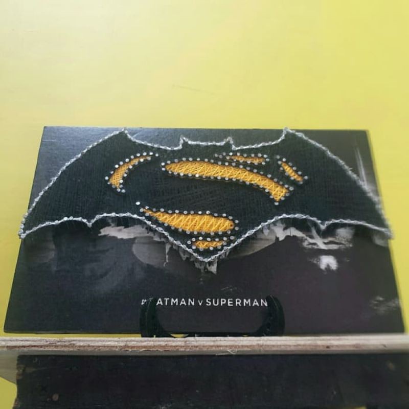 Hiasan Dinding - Hiasan Meja - String Art - Batman v Superman