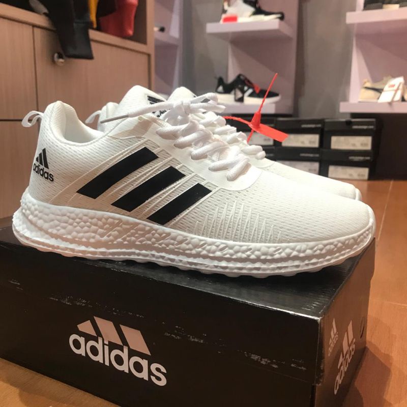 adidas classic running