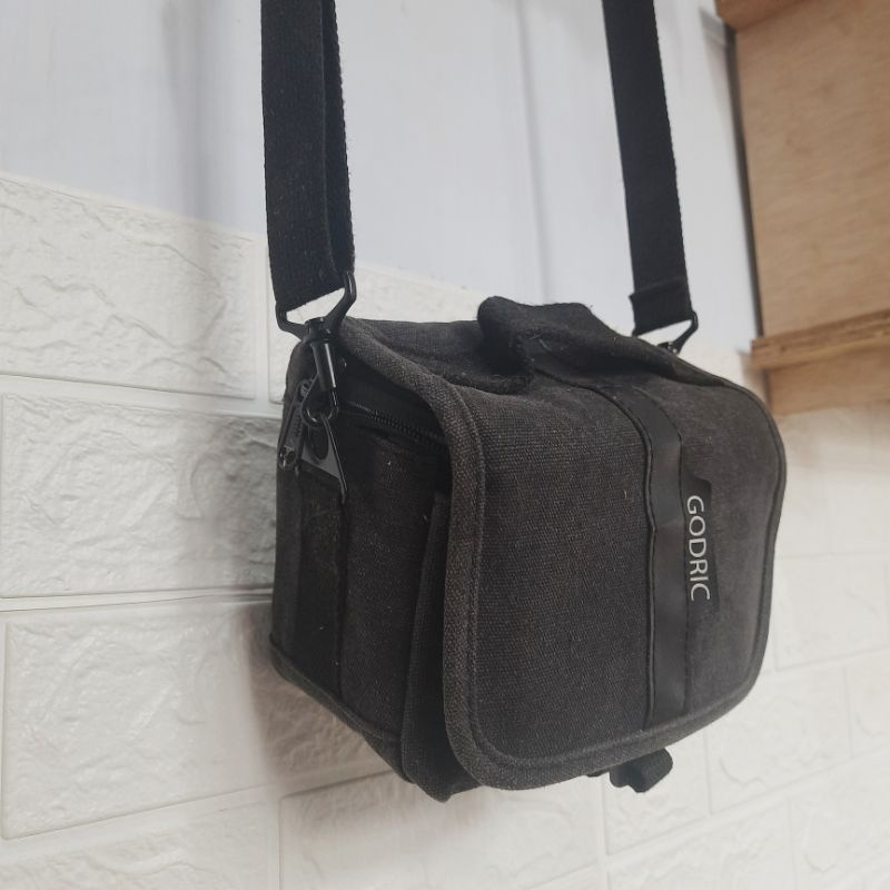 thrift camera bag mirrorless (tas kamera second)