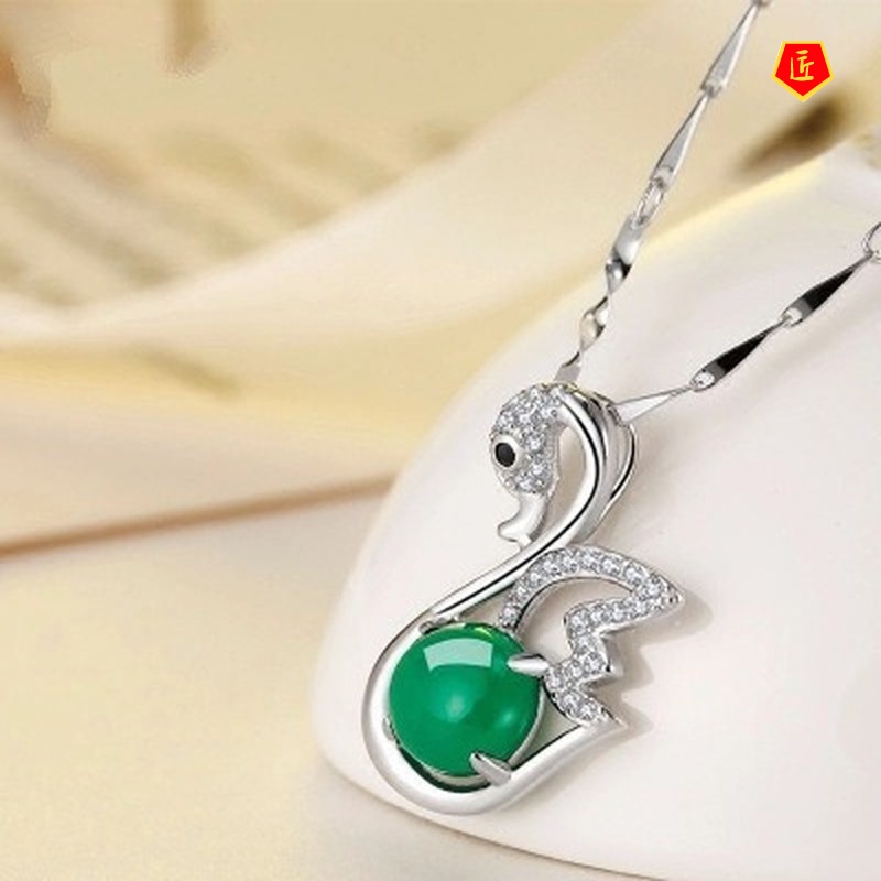 [Ready Stock]Crystal Swan Necklace Women's Platinum Green Chalcedony Pendant Korean Simple Elegant