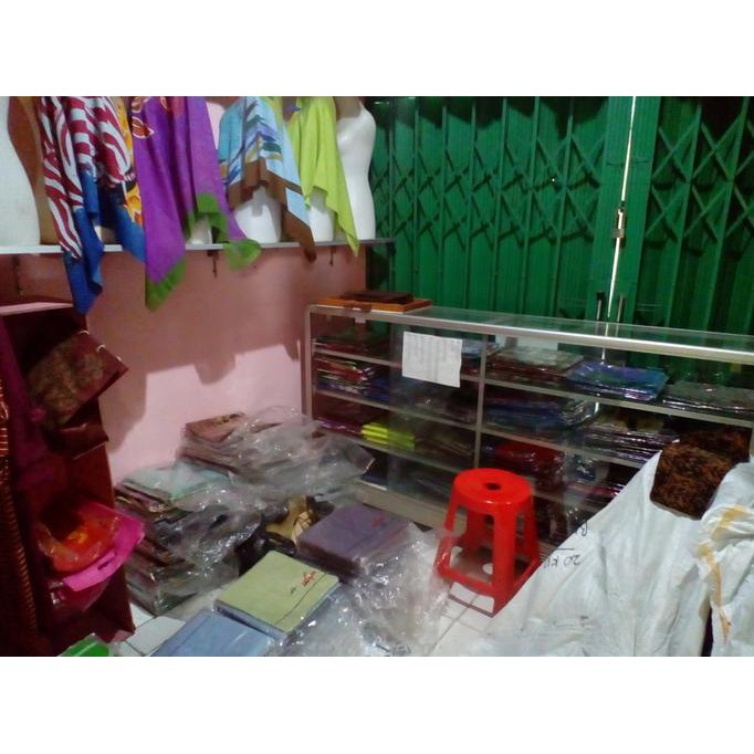 PROMO AGUSTUS HIJAB\\U002FKERUDUNG\\U002FJILBAB IDA ROYANI TIREX POLOS (HITAM) CANTIK