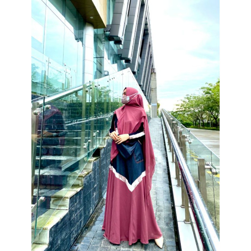 Sunny dress set by Viendra