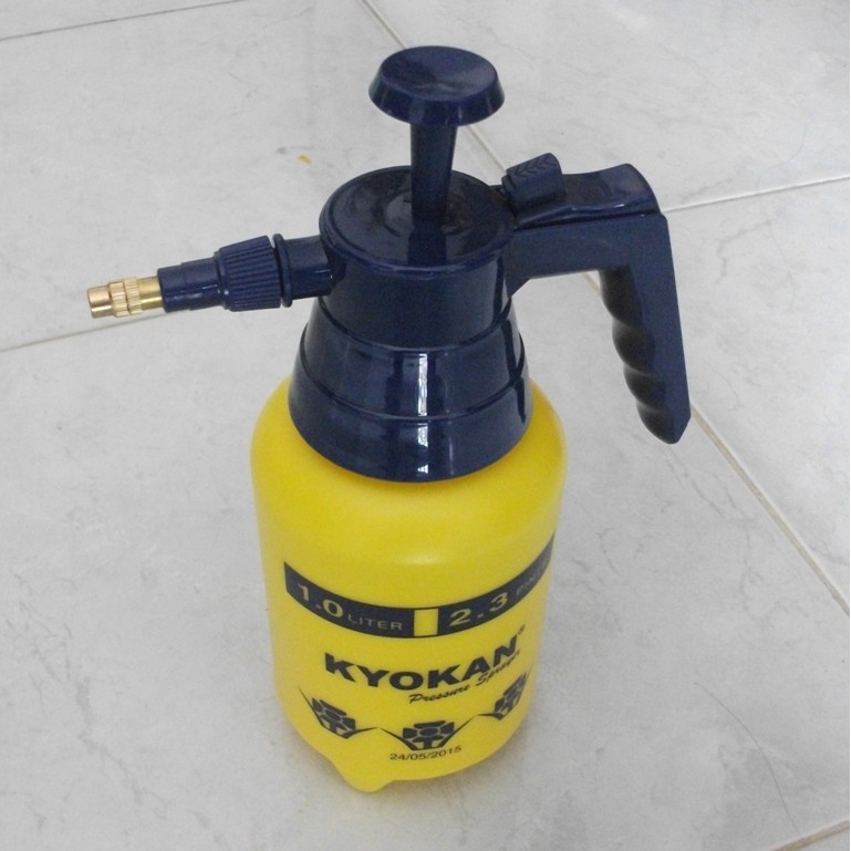 Alat Semprot Bertekanan untuk Pupuk Air Kyokan 1 Liter Alat Semprot Bertekanan untuk Pupuk Air Kyokan 1 Liter
