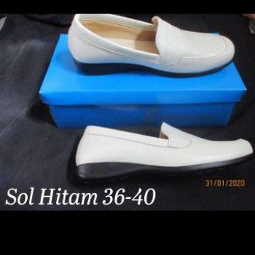 Sepatu putih resmi,sepatu putih perawat,sepatu wanita,sepatu dinas