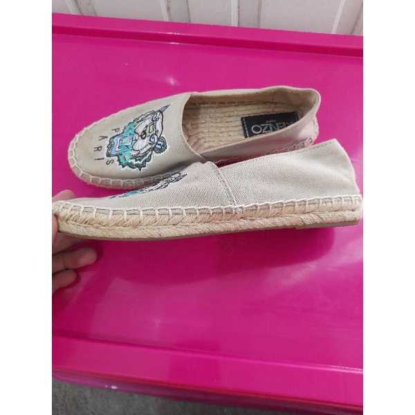 sepatu kenzo preloved size 39