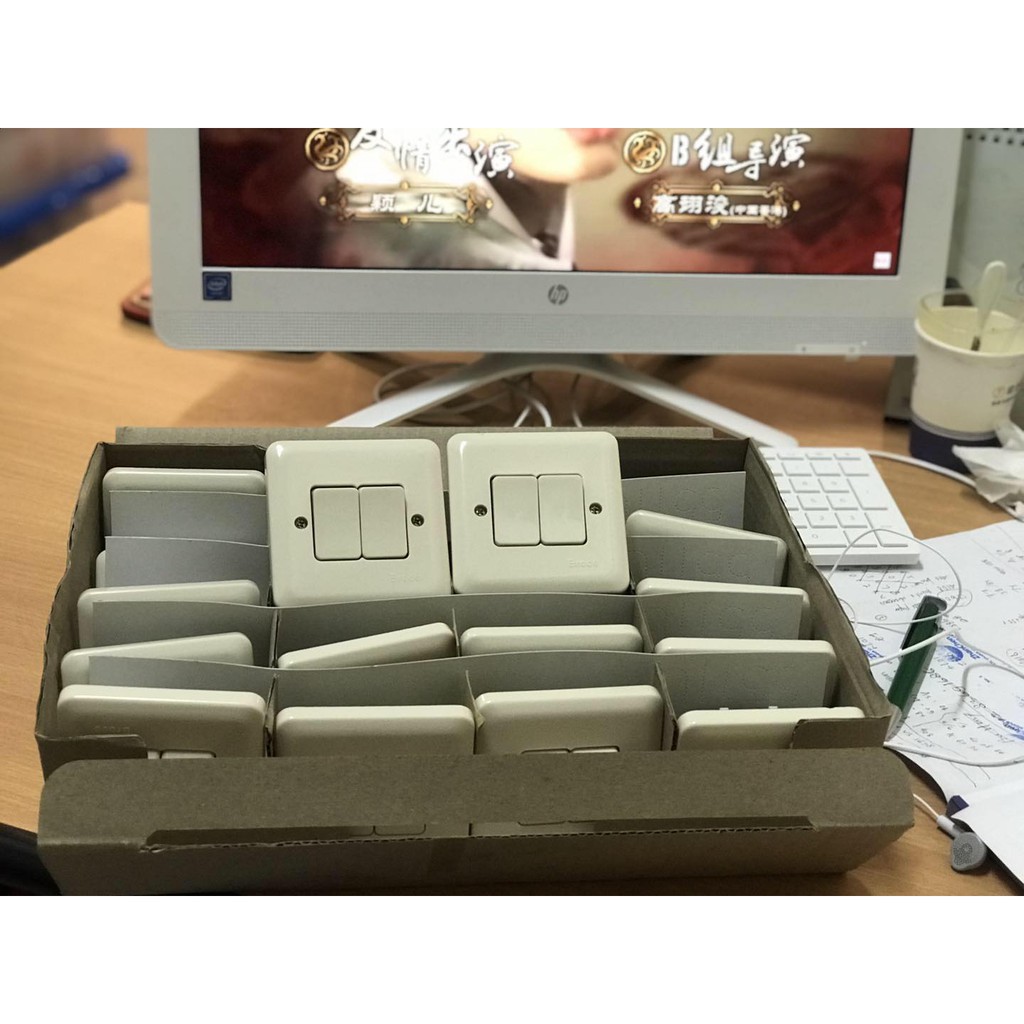 Saklar Seri Broco 2 titik