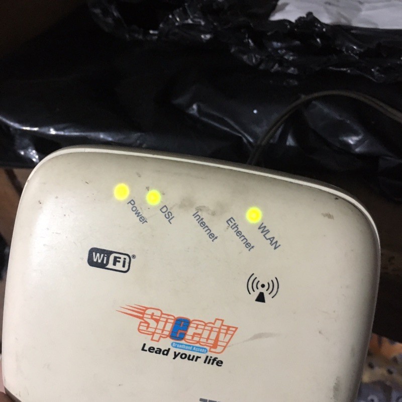 Modem Router ZTE ZXV10 W300S