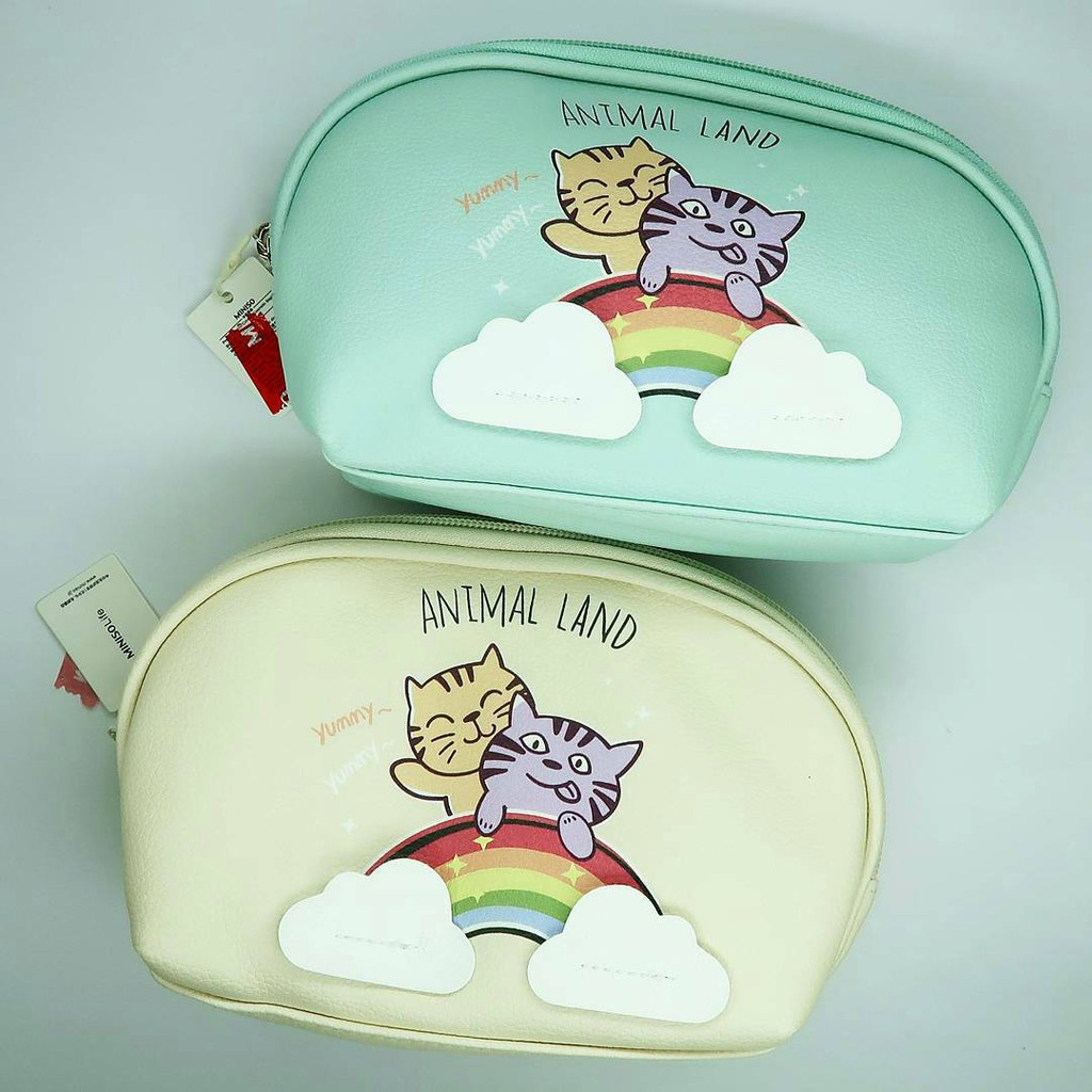 

Miniso Pouch Kucing Makeup / Tempat Pensil
