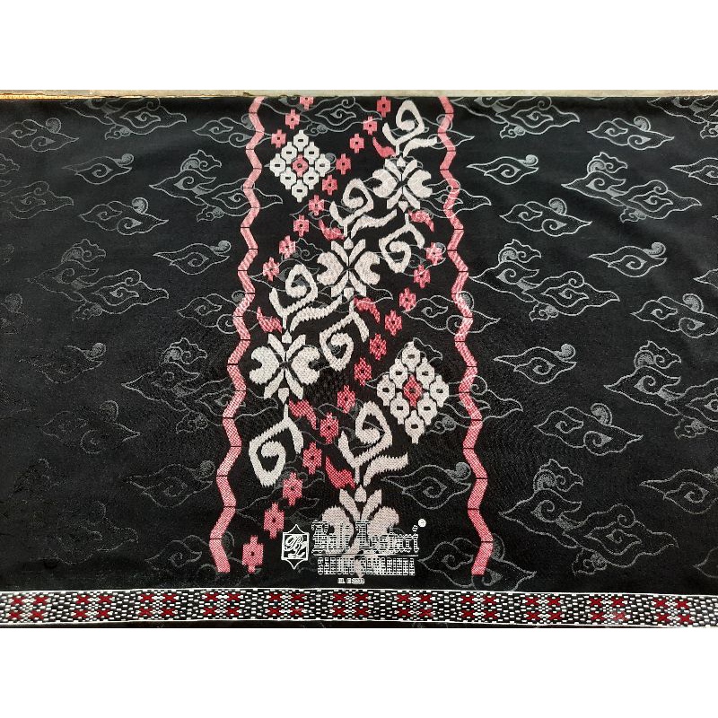 SARUNG SAMARINDA BALI LESTARI