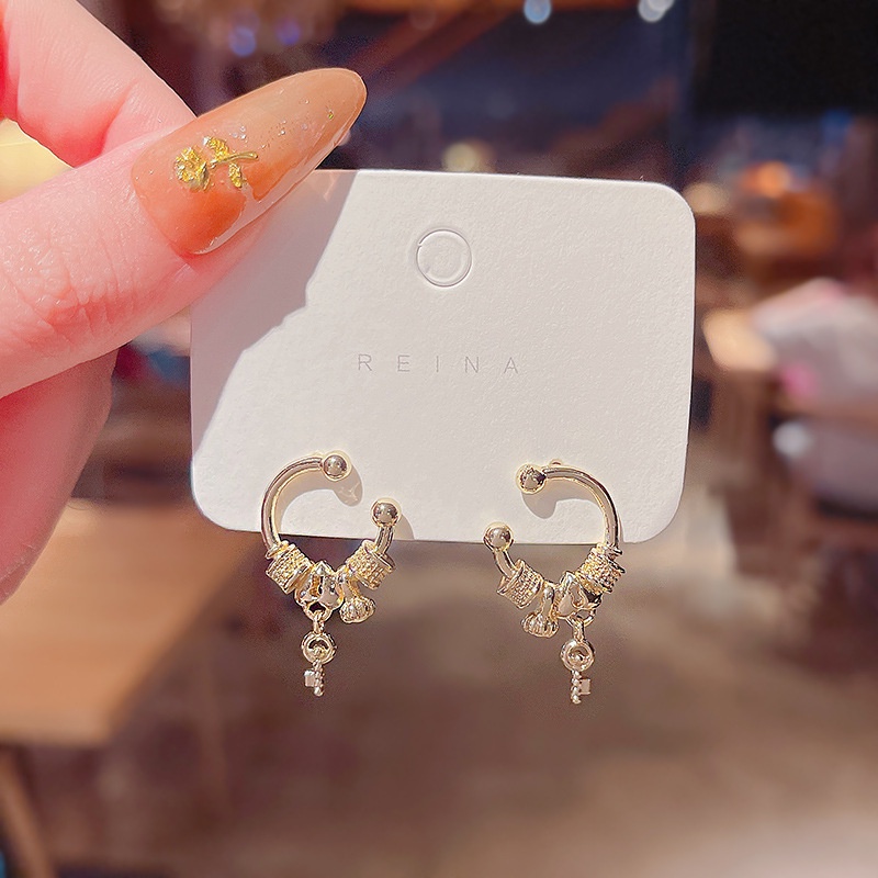 Shuling New Design Geometric Earrings Female S925 silver needle Delicate Stud Earrings Diamond Key Earrings