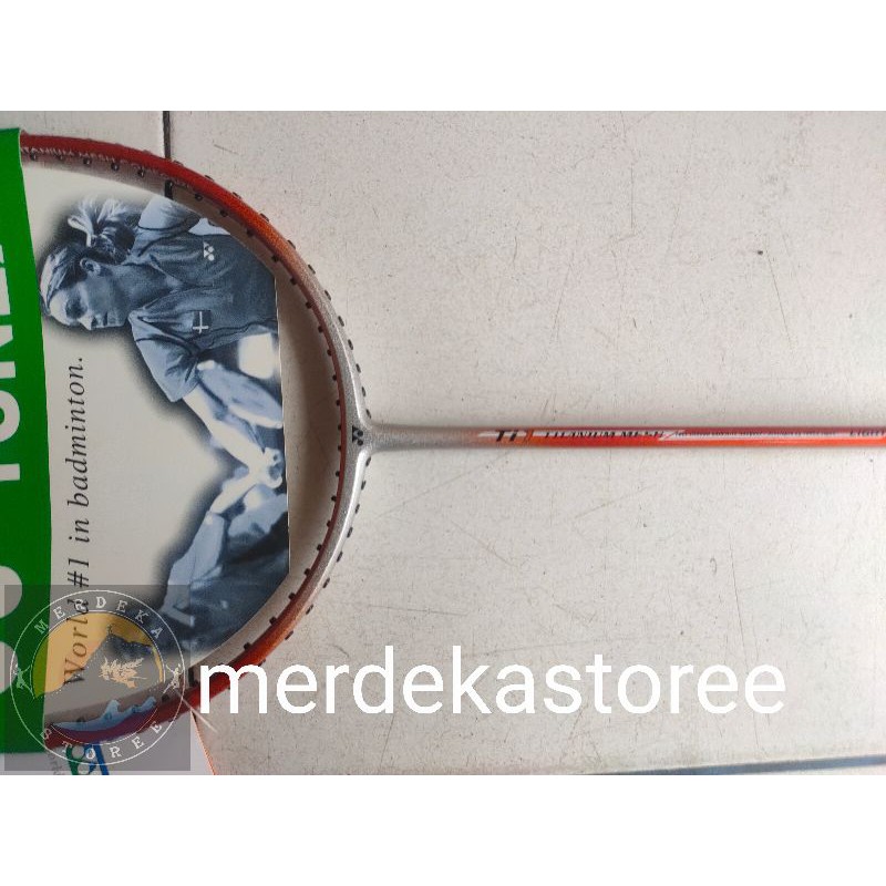 RAKET BADMINTON YONEX TI1 TITANIUM MESH