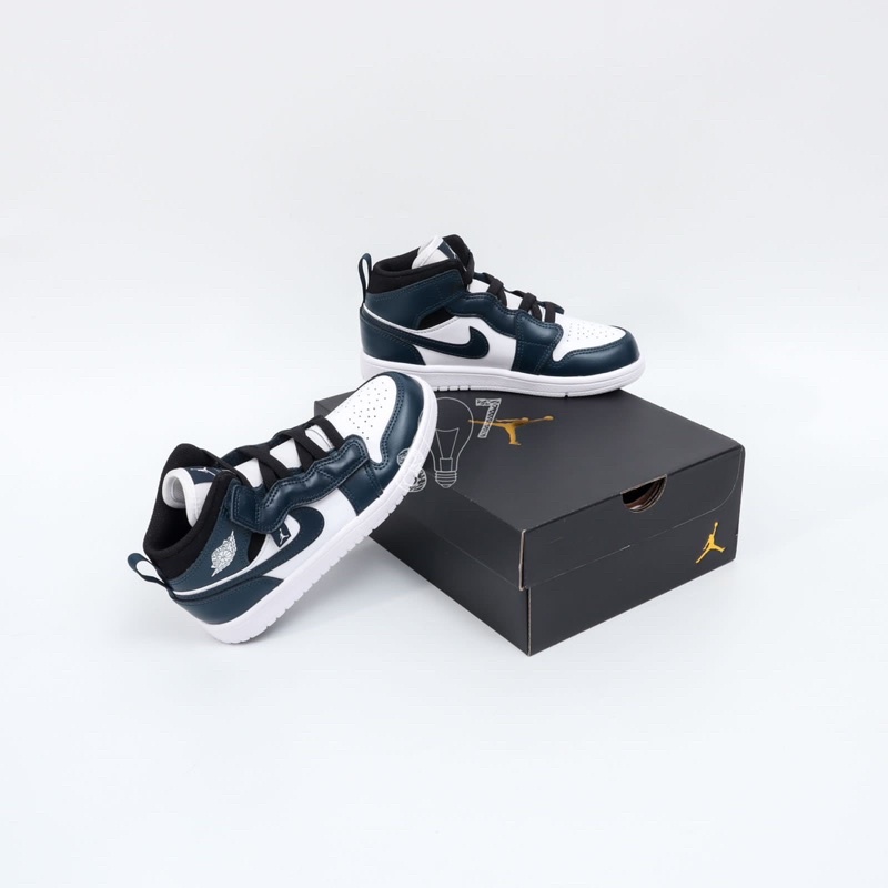 Air Jordan 1 Mid Armory Navy Kids