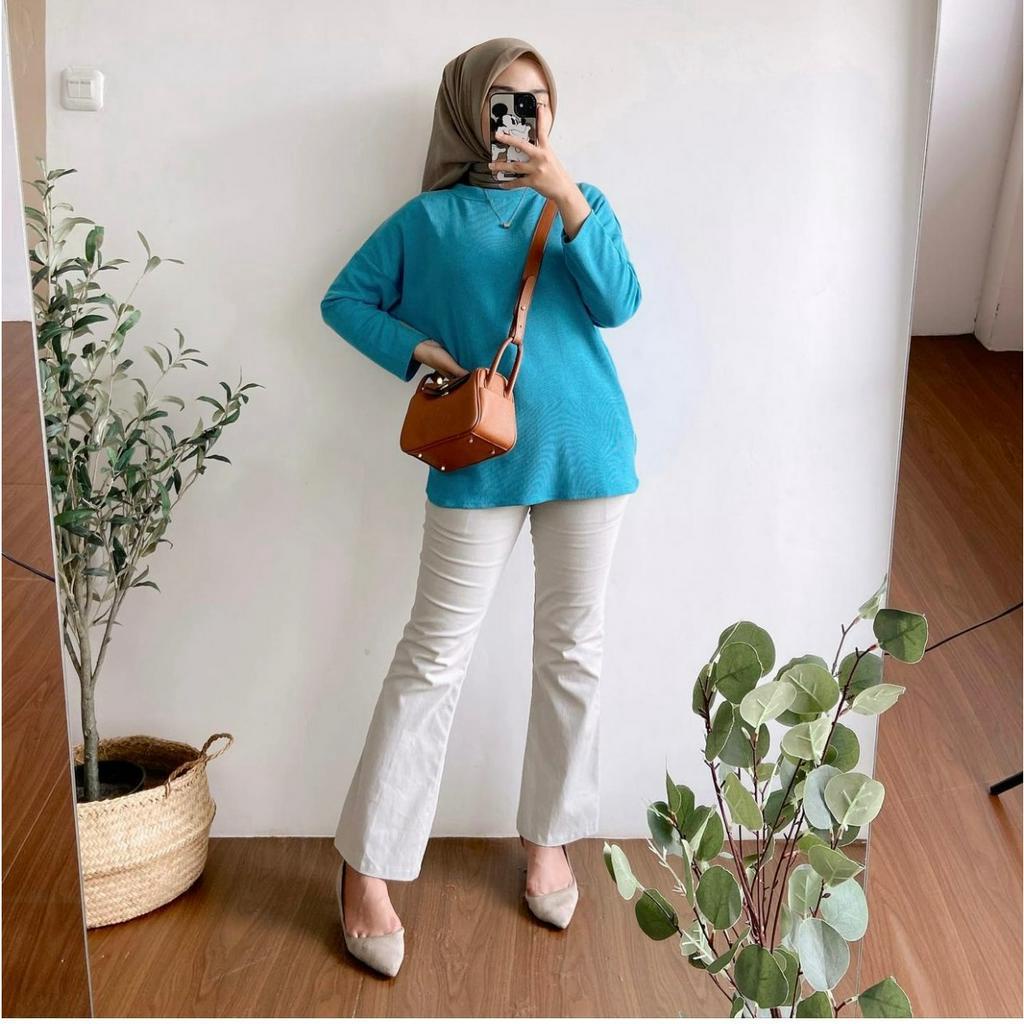 atasan kaos knit aster merk clarke 039