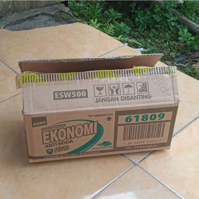 

Kardus Bekas Sabun Ekonomi Ukuran 32 x 16 x 13 cm Dua Lapis