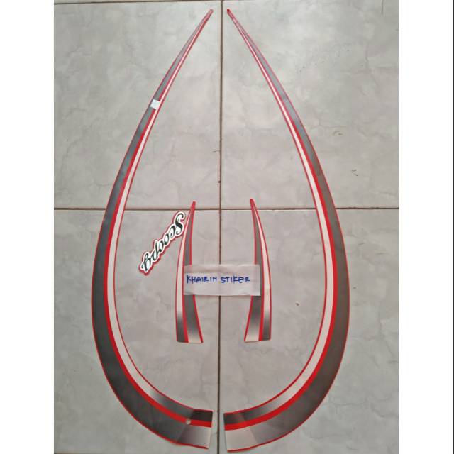 Striping scoopy 2012 merah