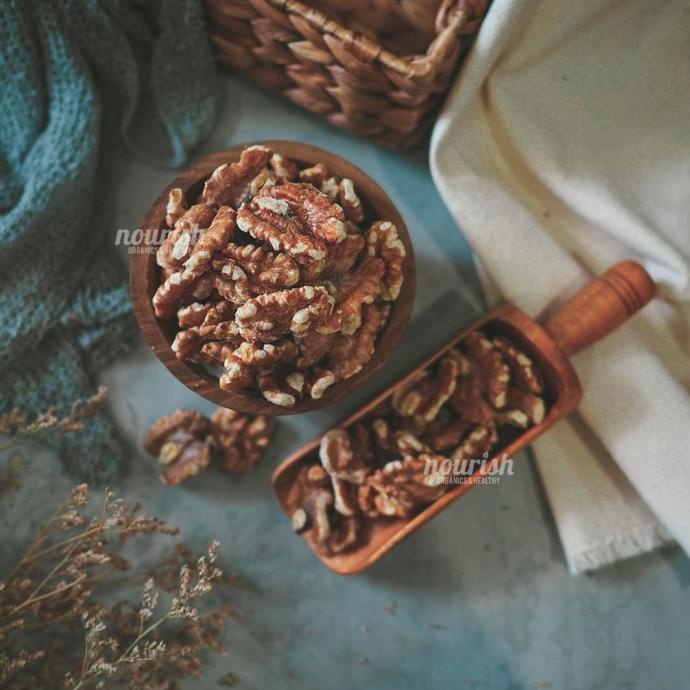 

Promo Awal tahun Roasted Walnut (Walnut Panggang) 250 gr Promo Awal tahun