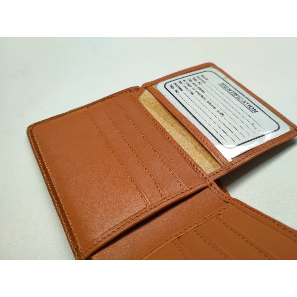 Dompet mini Full Kulit sapi Asli JATACC ,dompet pria kulit asli,tanpa imitasi sedikitpun. standart ukuran pas di kantong. dompet tanpa puring. dompet awet. dompet kartu. dompet lipat. dompet pria. dompet vintage. dompet foto. dompet uang. dompet jatacc.